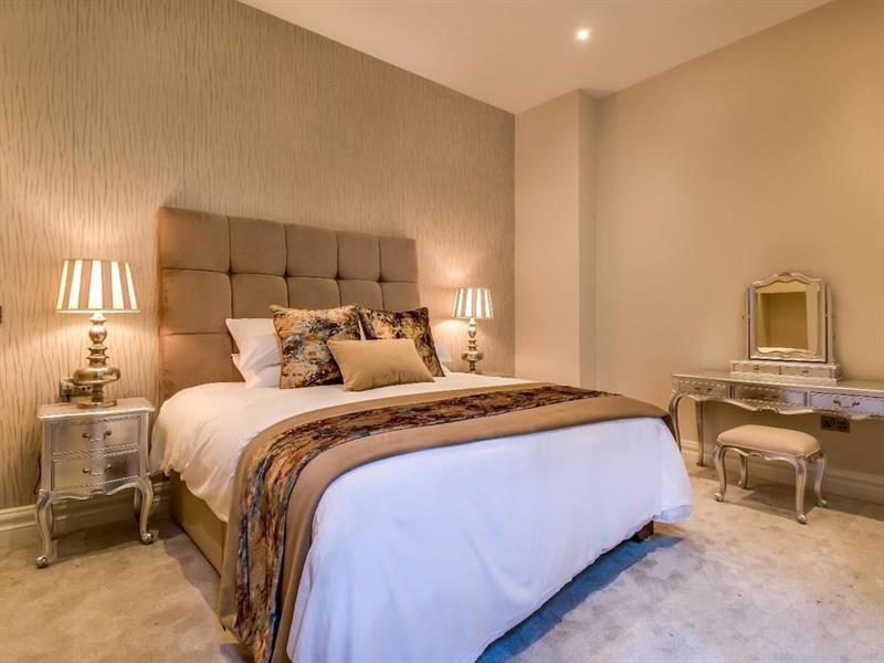 Kingston'S Townhouse Hotel Килорглин Екстериор снимка